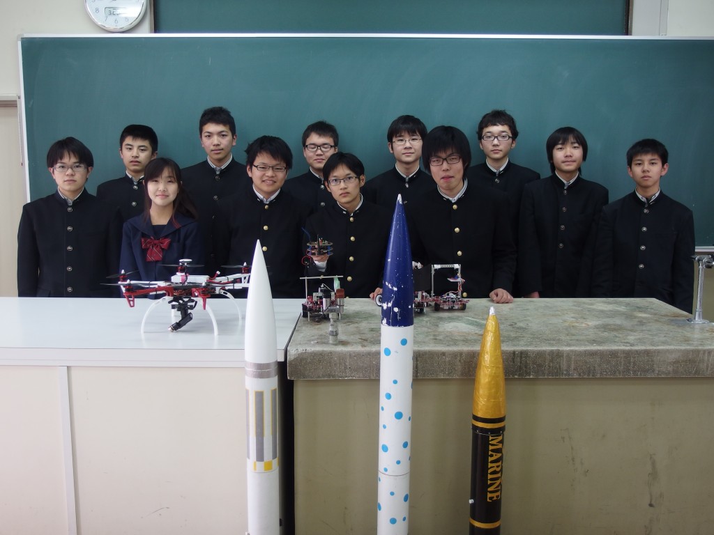 【科学部探訪】全国屈指の「缶サット甲子園」強豪校。“逆噴射”の成功で優勝を目指す